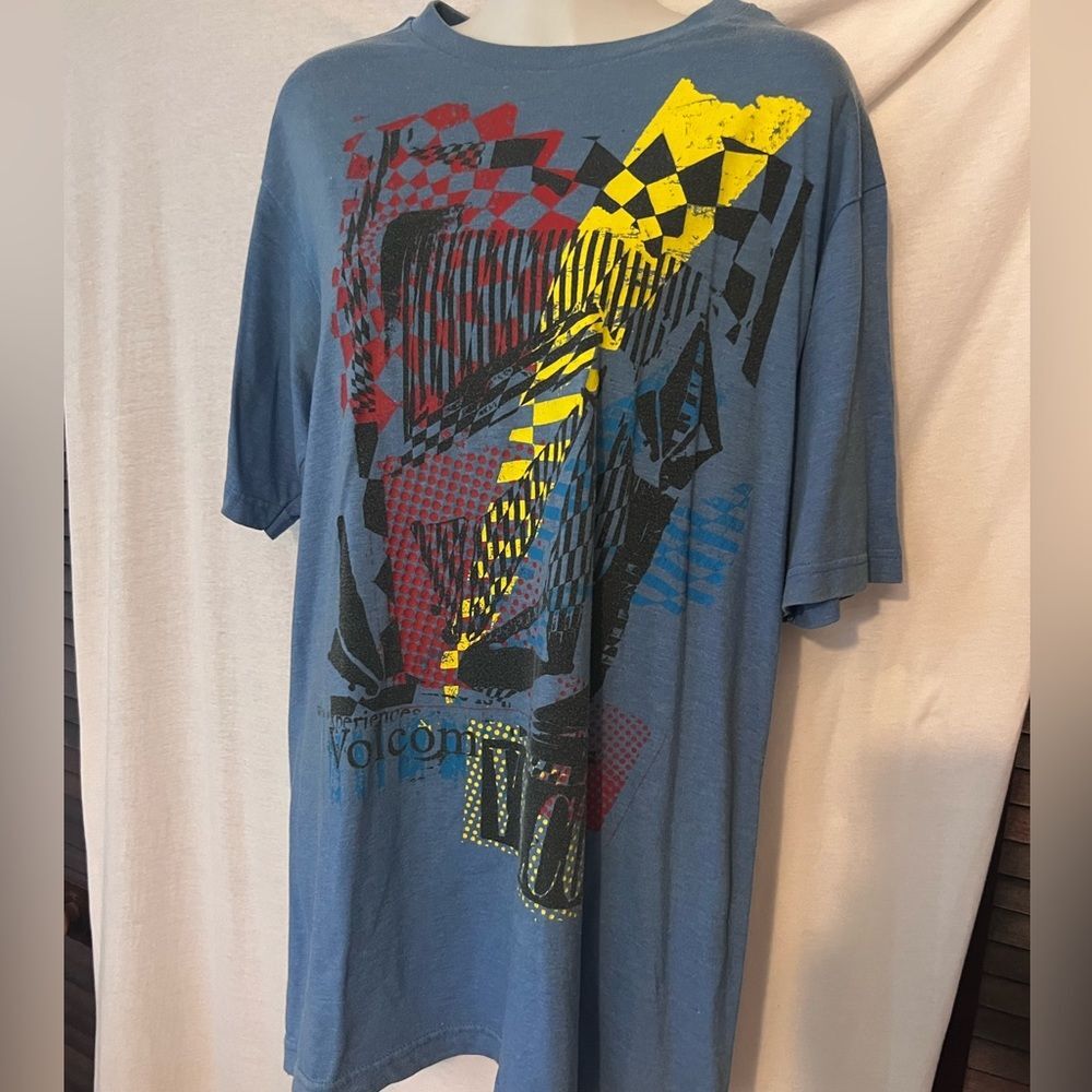 Volcom Shirt - Picture 7 of 7